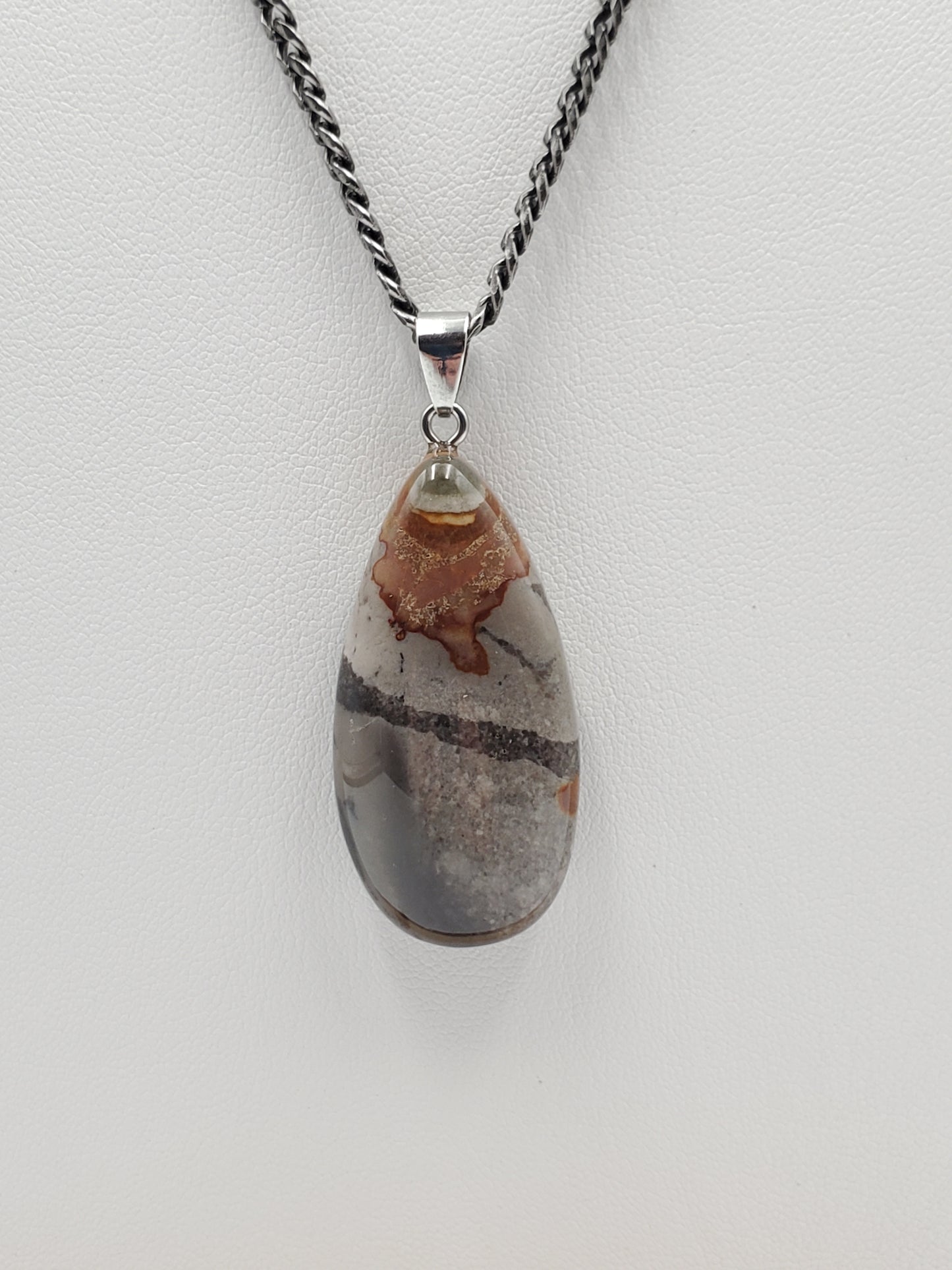 Polychrome Jasper et agate druzy