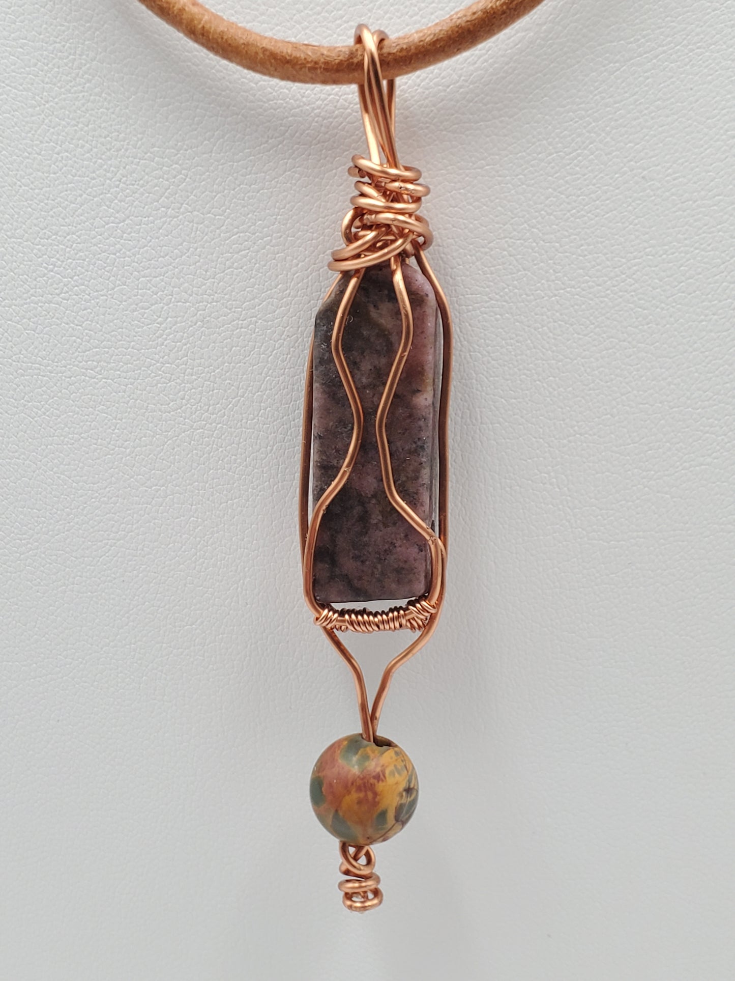 Rhodonite, Red Creek Jasper et Chrysophrase